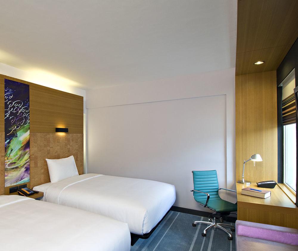 Aloft Bengaluru Whitefield Hotel Exterior foto