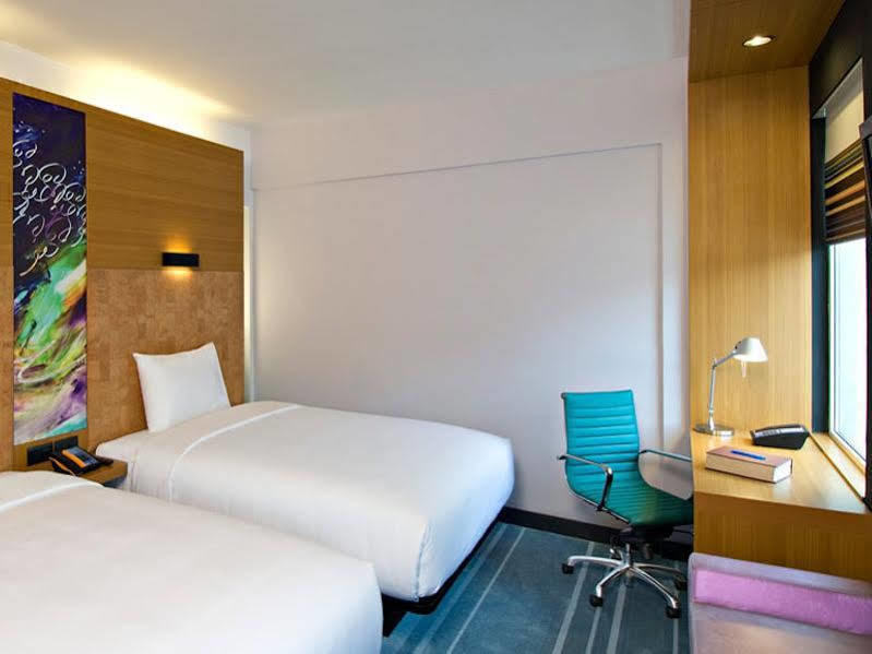 Aloft Bengaluru Whitefield Hotel Exterior foto